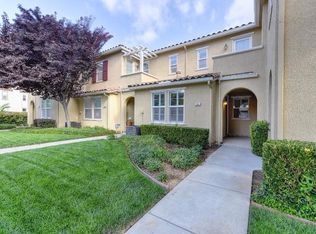 8502 Crystal Walk Cir, Elk Grove, CA 95758