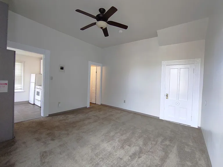 1527 SW Columbia St #B — Photo 8