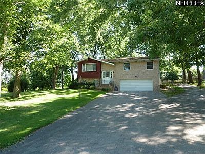 1st image of 49503 S Park Cir