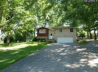 49503 S Park Cir, East Liverpool, OH