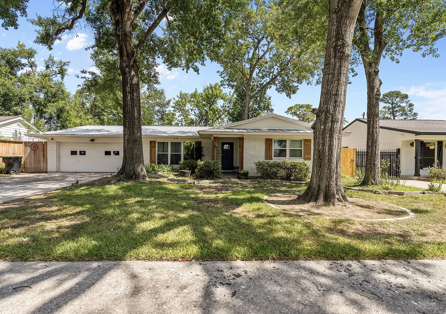 Central houston House with pool 5beds, — Photo 1