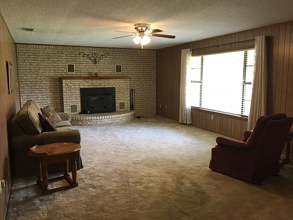5th image of 1105 Hastey Ave