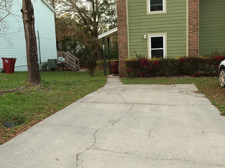 123 Hampton Dr #119 — Photo 13