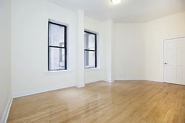 Rented by Susan Finkel, LREB