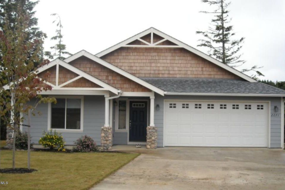 2nd image of 2271 SE Hebe Ct