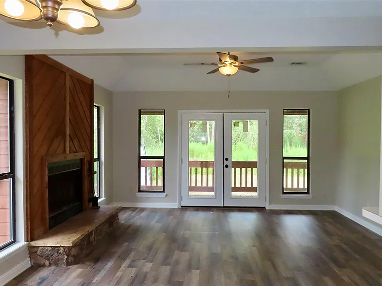 31311 Walnut Creek Rd — Photo 3