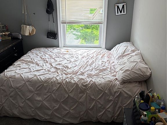 5th image of 2143 Sampson St