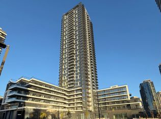 15 Watergarden Dr #418, Mississauga, ON L5R 0G8