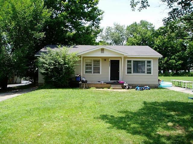 1st image of 1621 Parkside Dr
