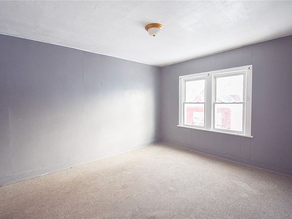 5th image of 80 Flower St
