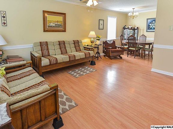 2nd image of 172 Willoughby Dr