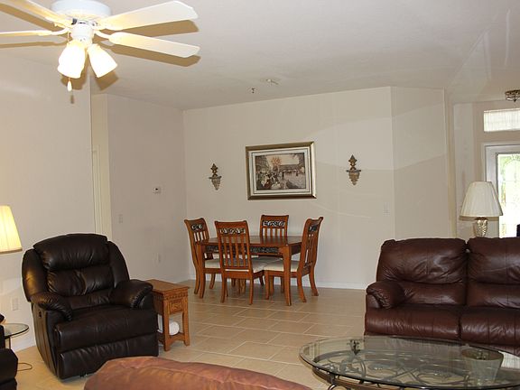 3rd image of 1683 Scarlett Ave