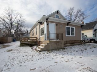 1116 W 8th St, Michigan City, IN