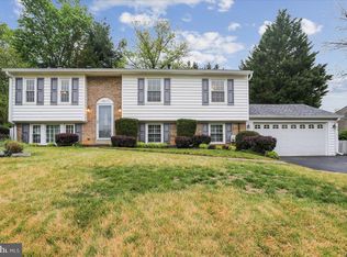 18017 Overwood Dr, Olney, MD 20832