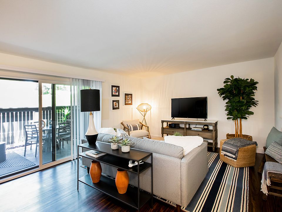 1st image of 2200 Monroe St #2066916