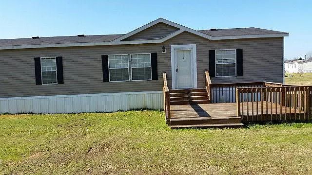 18 McLendon Rd — Photo 1