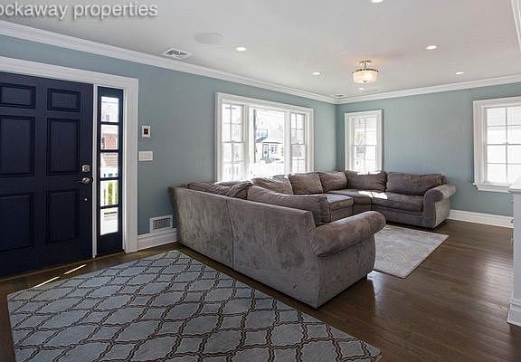 2nd image of 533 Beach 128 St