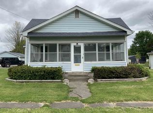 1137 W Warren St, Mitchell, IN 47446