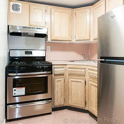 Rented by Washington Realty Corp. | media 15