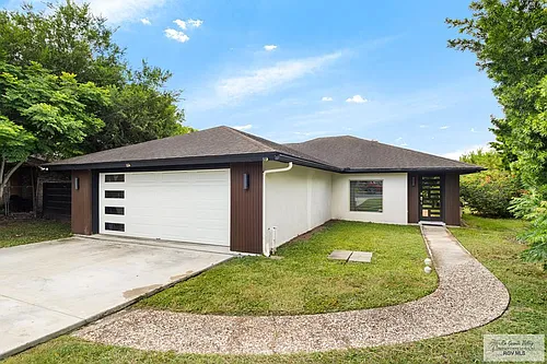 28 Red Bay Cir Photo 1