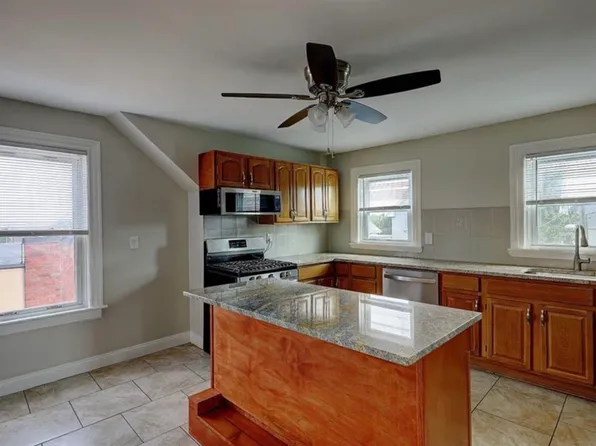 64 Lyon Ave, East Providence, RI 02914