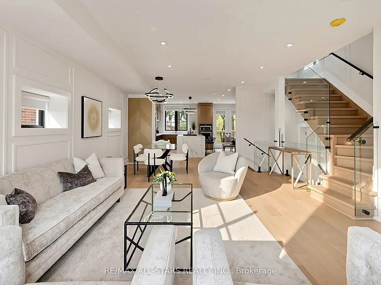 127 Banff Rd — Photo 8