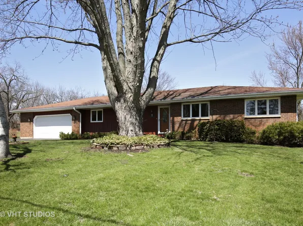 (undisclosed Address), Elgin, IL 60124