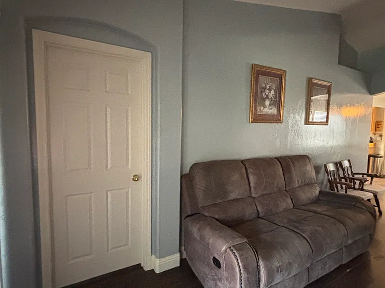 1022 S Vista St — Photo 3