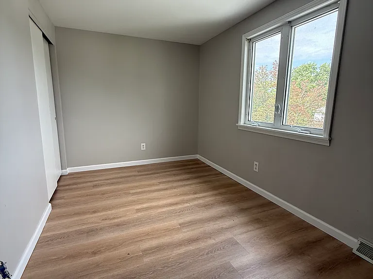 65 Sebring Dr — Photo 12