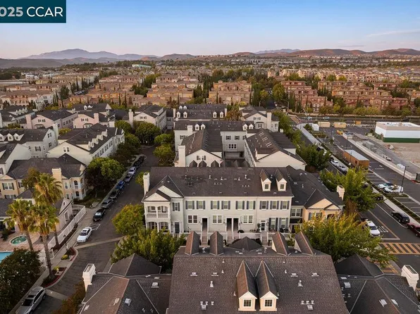 3783 Dunmore Ln, Dublin, CA 94568