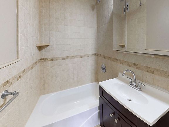 5th image of 40 Harrison St #4026A