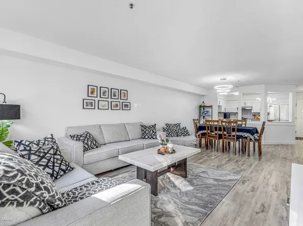 12101 80th Ave #223, Surrey, BC V3W 5V6