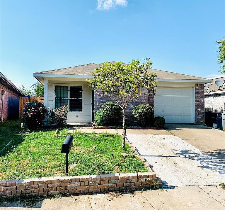 1st image of 9631 Pinehurst Ln