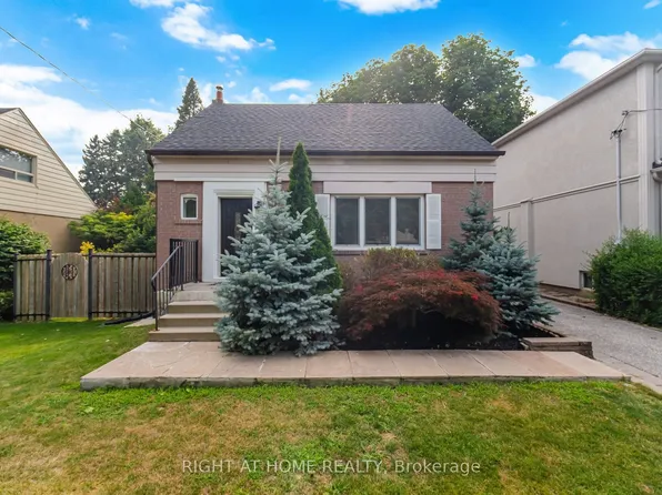 154 Martin Grove Rd, Toronto, ON M9B 4K9