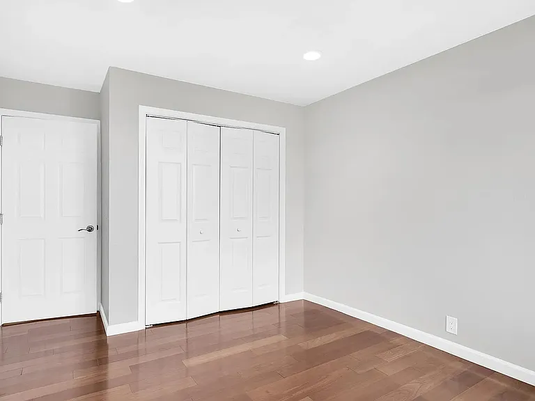 430 Erlin Dr — Photo 17