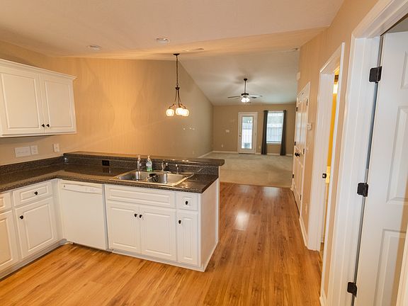 2nd image of 235 Sunview Dr #1
