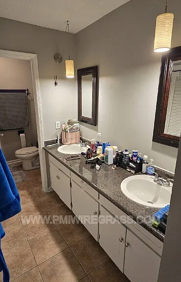115 Blossom Dr — Photo 16