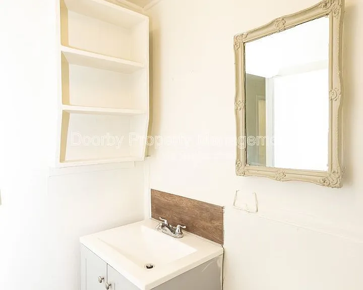 417 N Hawthorne St #417 — Photo 11