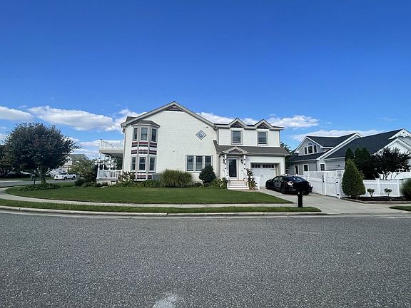 4th image of 9 Valmar Ct