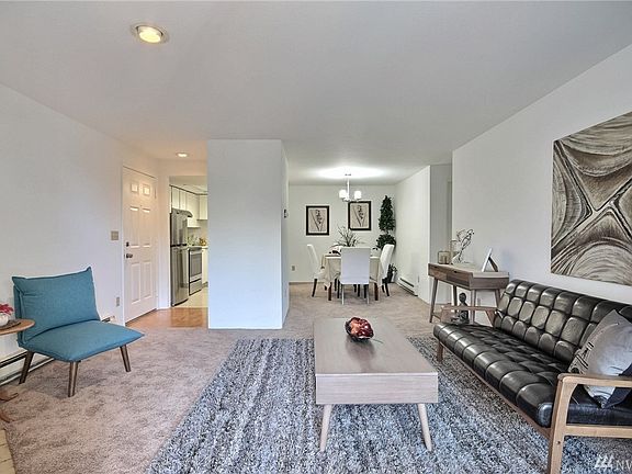 4th image of 4106 128th Ave SE #211