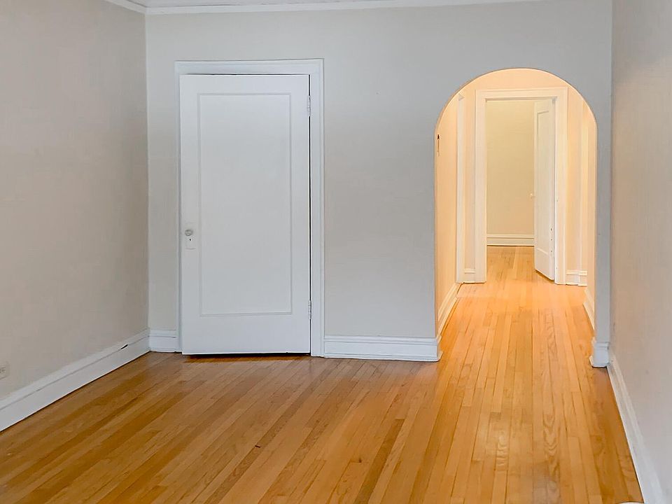 1st image of 1602 W Sunnyside Ave #1W
