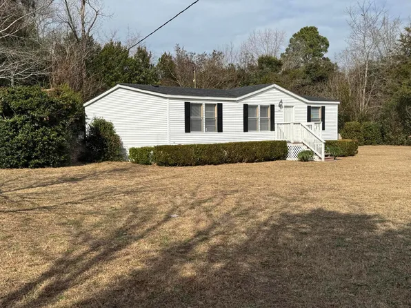 3805 Colony Cir, Sumter, SC 29153