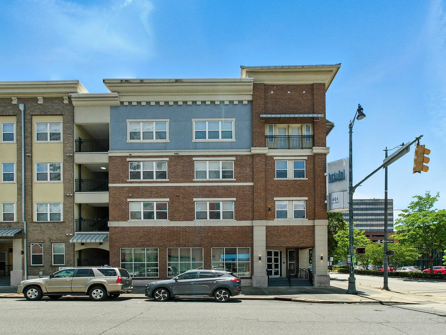 1 bed, 500 sqft, $1,600 — Photo 2