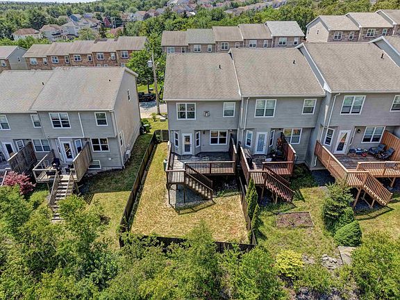 5th image of 29 Brigadier Ct