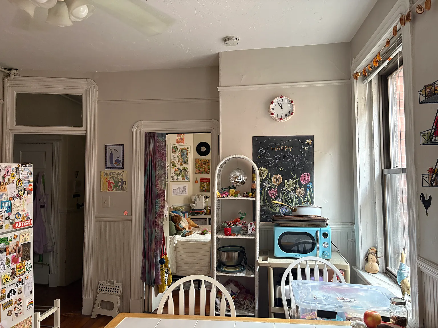 3 bed, 1000 sqft, $4,100 — Photo 4