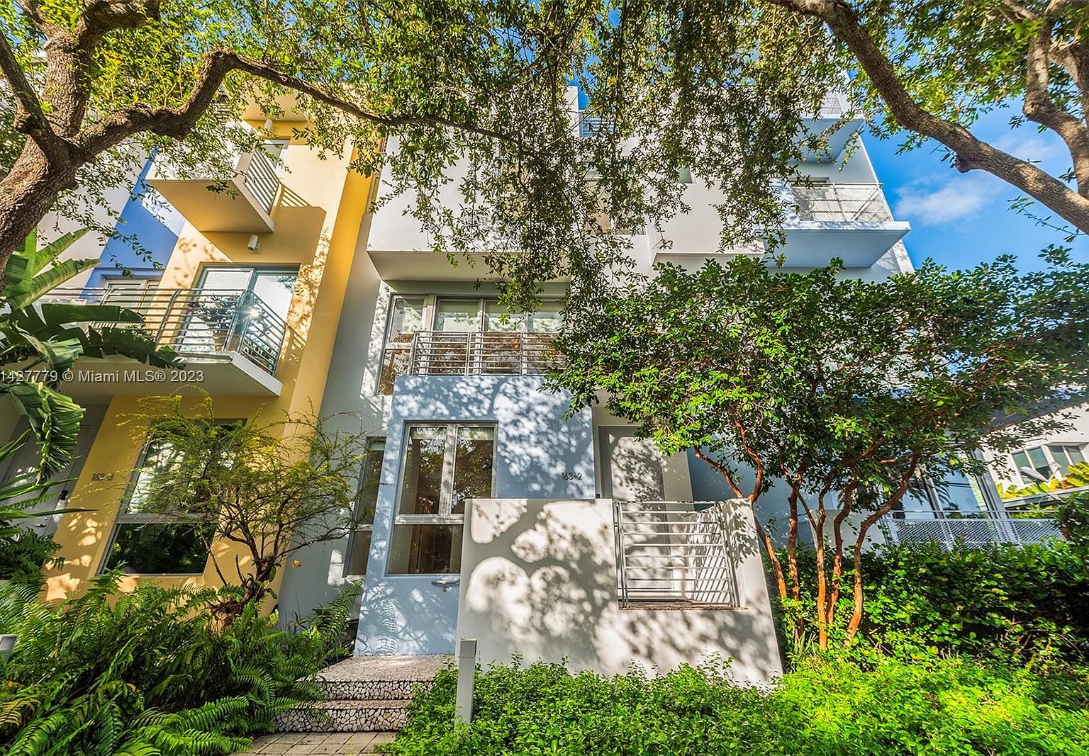 163 N Shore Dr #1632