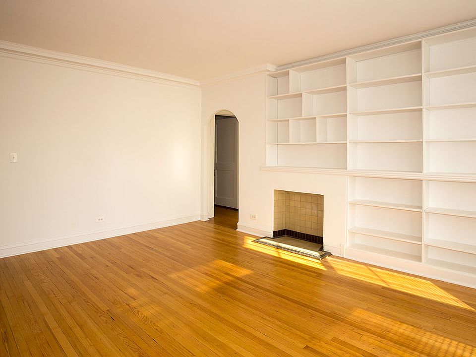 Dining/Living room