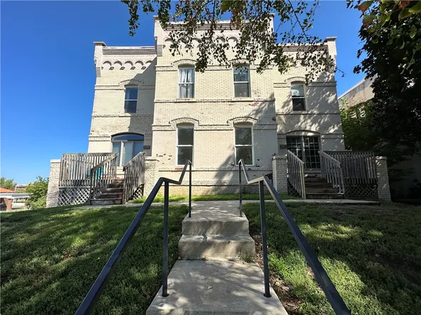 808 Des Moines St #810, Des Moines, IA 50309