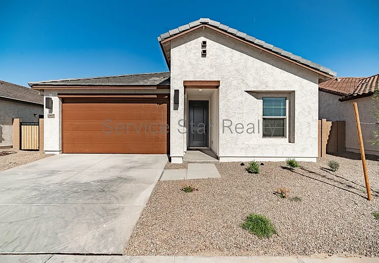 16635 N Lunar St — Photo 1