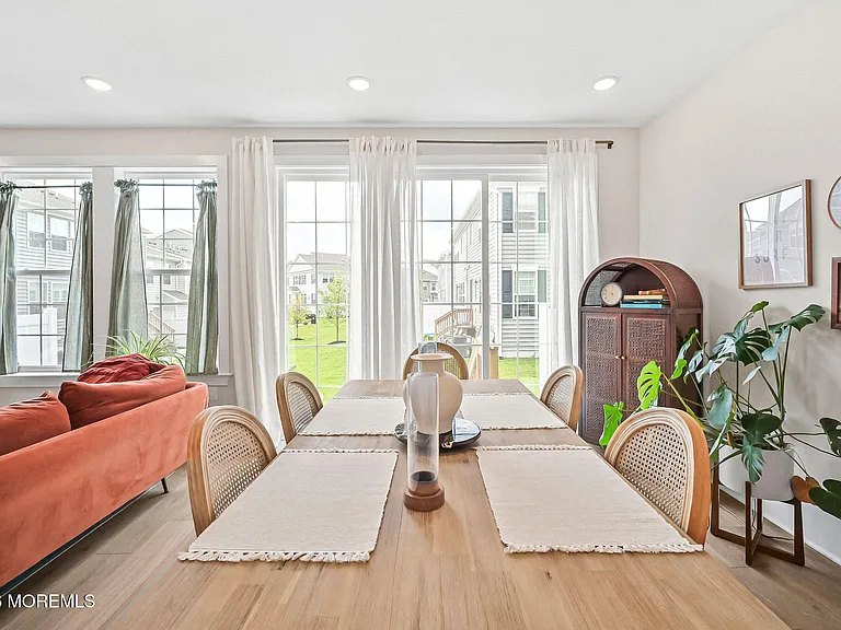 4039 Heron Dr — Photo 11